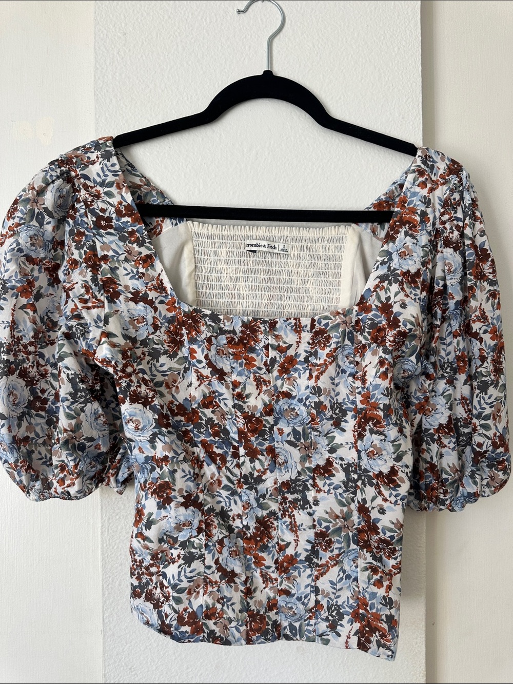 Abercrombie and Fitch Floral Square-Neck Puff Sleeve Blouse - Blue & Brown